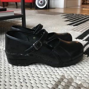 Dansko Marcelle Women’s Clog